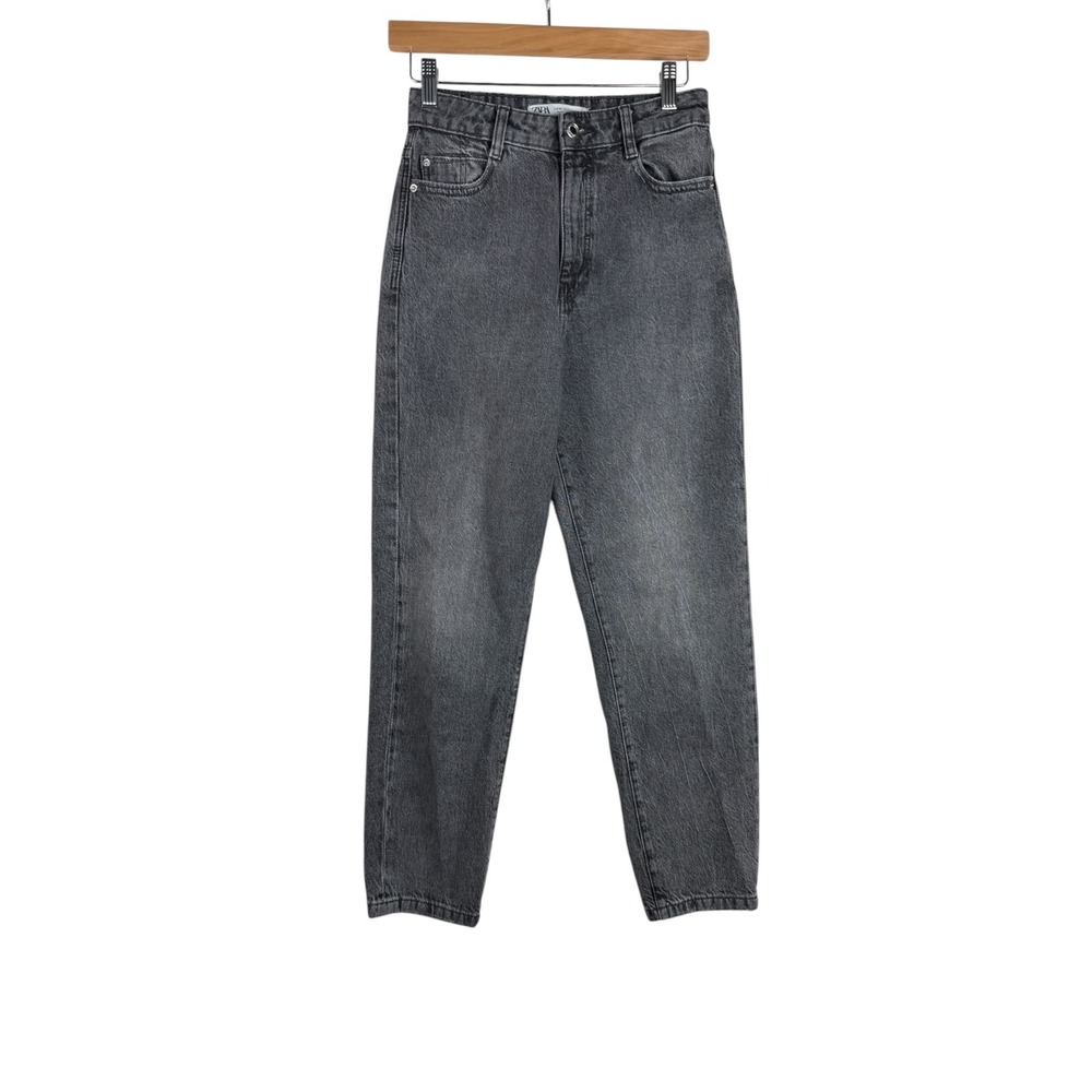 Zara High Rise Mom Jeans size 2 Black